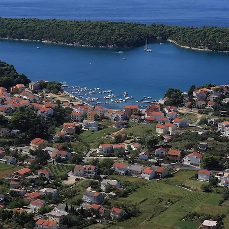 Palit 3* Rab Town